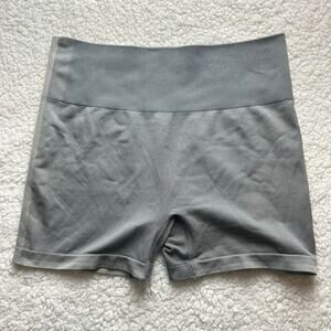 Outdoor Voices Womens Bike Shorts 5" Inseam Size Small Seamless